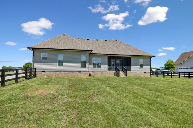1357 Neil Rd, Chapel Hill, TN 37034