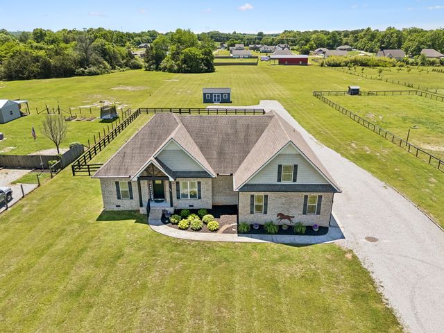 1357 Neil Rd, Chapel Hill, TN 37034