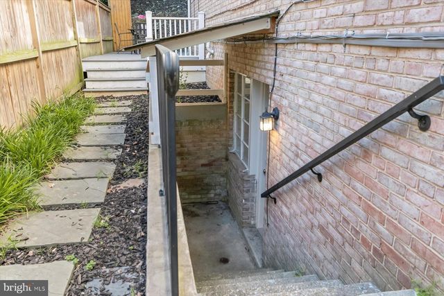 3650 ALTON PL NW, Washington, DC 20008