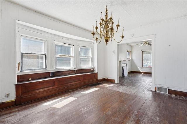 3345 Montgall Avenue, Kansas City, MO 64127