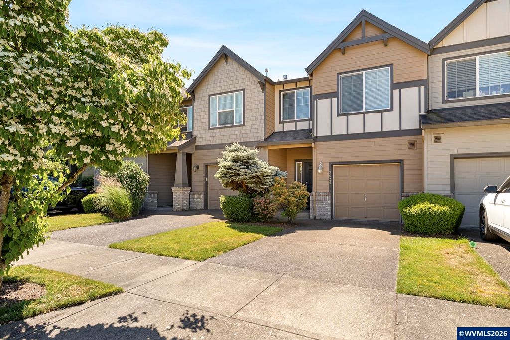 Image 1 of property listing at 3620 Oak Grove St, Newberg, OR 97132