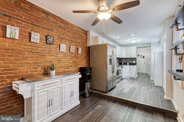 106 S CASTLE ST, Baltimore, MD 21231
