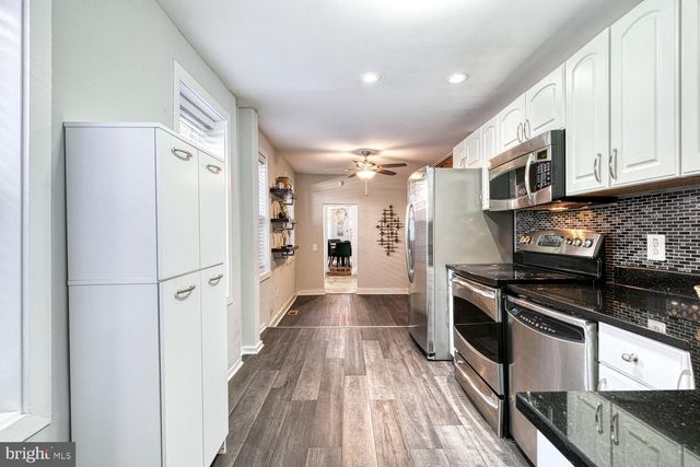 106 S CASTLE ST, Baltimore, MD 21231