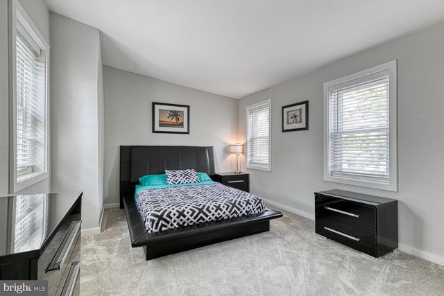 106 S CASTLE ST, Baltimore, MD 21231