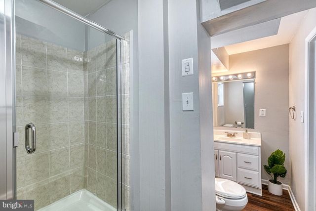 106 S CASTLE ST, Baltimore, MD 21231