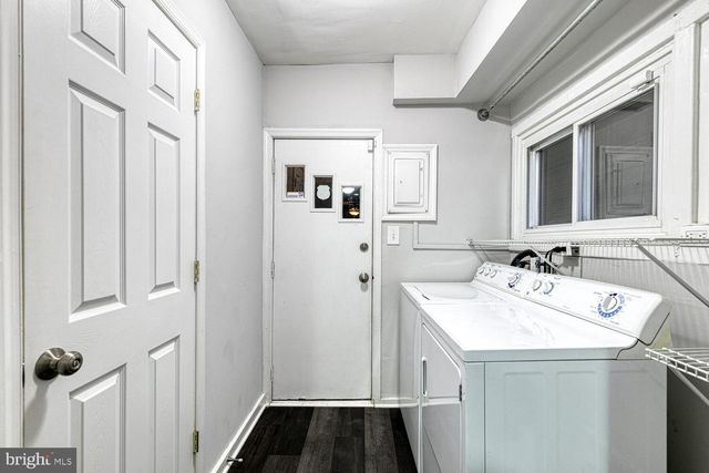106 S CASTLE ST, Baltimore, MD 21231