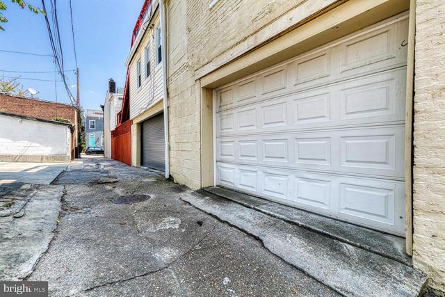 106 S CASTLE ST, Baltimore, MD 21231
