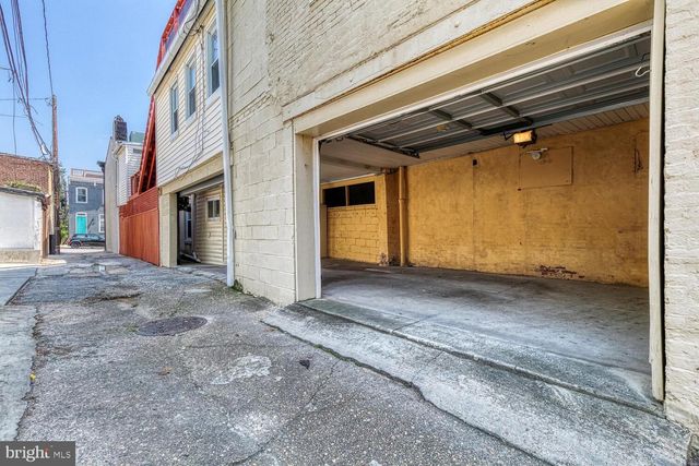 106 S CASTLE ST, Baltimore, MD 21231
