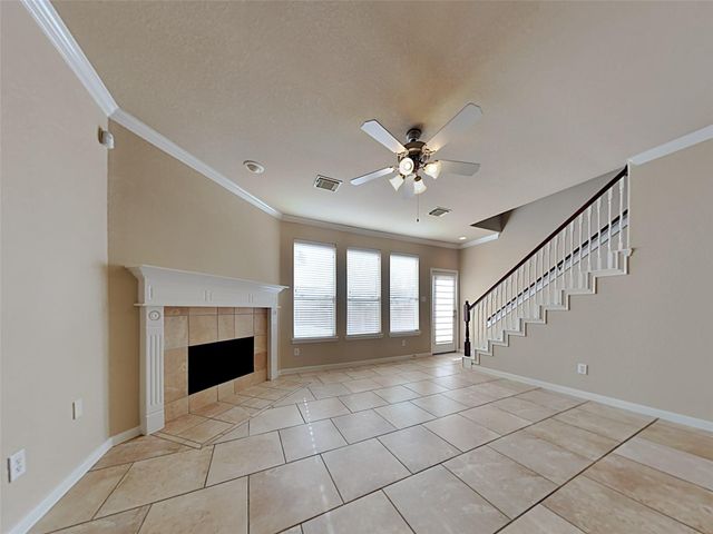 15 Fillgrove Place, The Woodlands, TX 77382