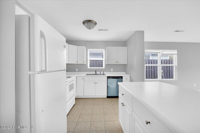 4946 Wrightsville Avenue, Wilmington, NC 28403