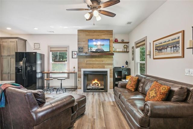60 Sleepy Frog Lane, Dahlonega, GA 30533