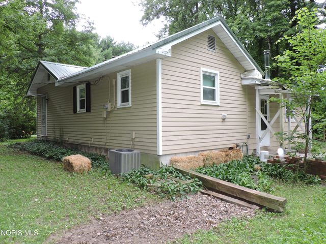 3114 County Road F, Swanton, OH 43558