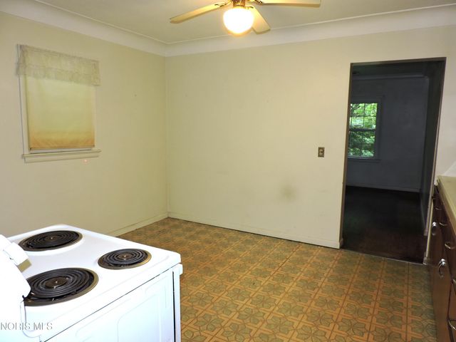 3114 County Road F, Swanton, OH 43558