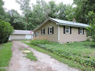 3114 County Road F, Swanton, OH 43558