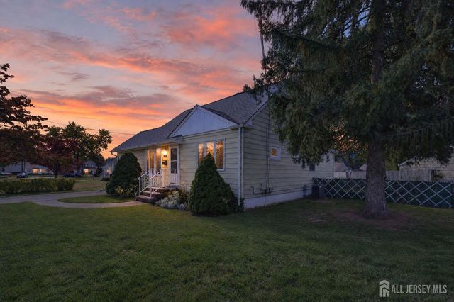 111 Geary Drive, South Plainfield, NJ 07080