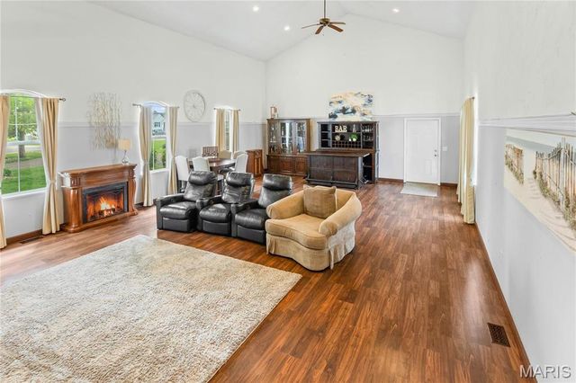 339 E Mill, Millstadt, IL 62260