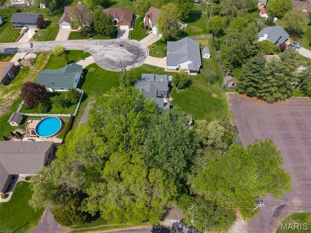 339 E Mill, Millstadt, IL 62260