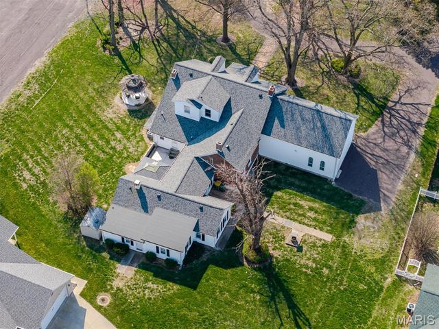 339 E Mill, Millstadt, IL 62260