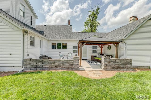 339 E Mill, Millstadt, IL 62260