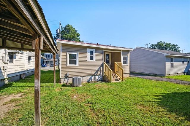 821 Kilby AVE, Suffolk, VA 23434