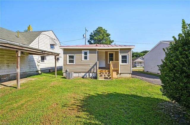 821 Kilby AVE, Suffolk, VA 23434