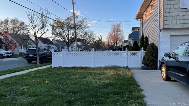 128 Cedar Street, Freeport, NY 11520