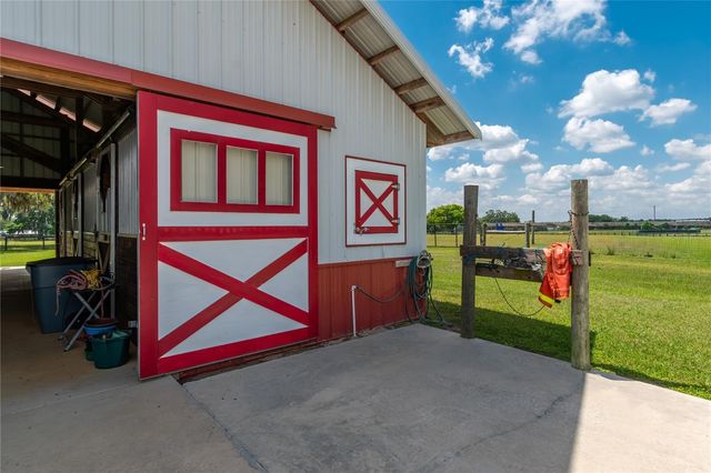 13025 NW GAINESVILLE ROAD, Reddick, FL 32686