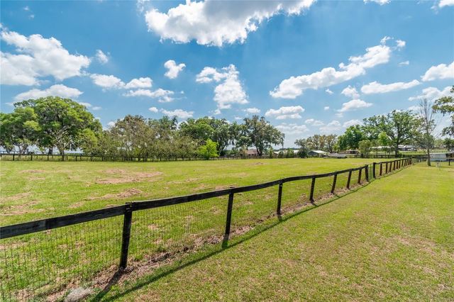 13025 NW GAINESVILLE ROAD, Reddick, FL 32686