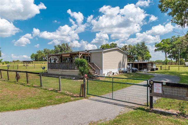 13025 NW GAINESVILLE ROAD, Reddick, FL 32686