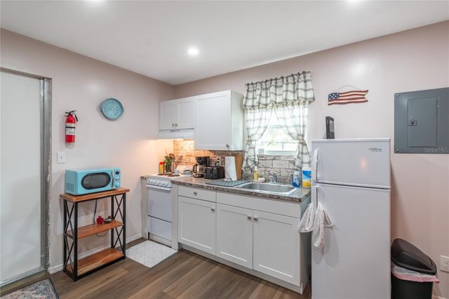 13025 NW GAINESVILLE ROAD, Reddick, FL 32686