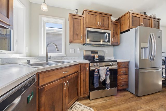 4522 18th Street S, Moorhead, MN 56560