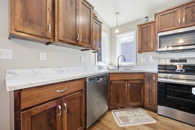 4522 18th Street S, Moorhead, MN 56560