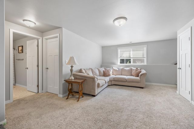 4522 18th Street S, Moorhead, MN 56560