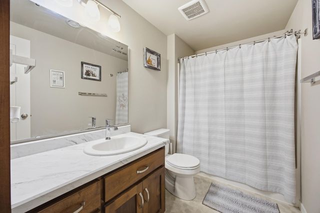 4522 18th Street S, Moorhead, MN 56560