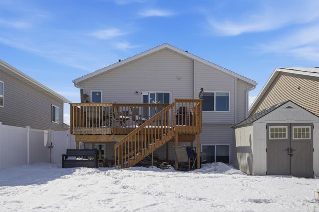 4522 18th Street S, Moorhead, MN 56560