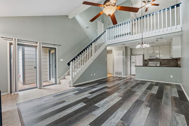 1748 Ohlen RD 24, Austin, TX 78757