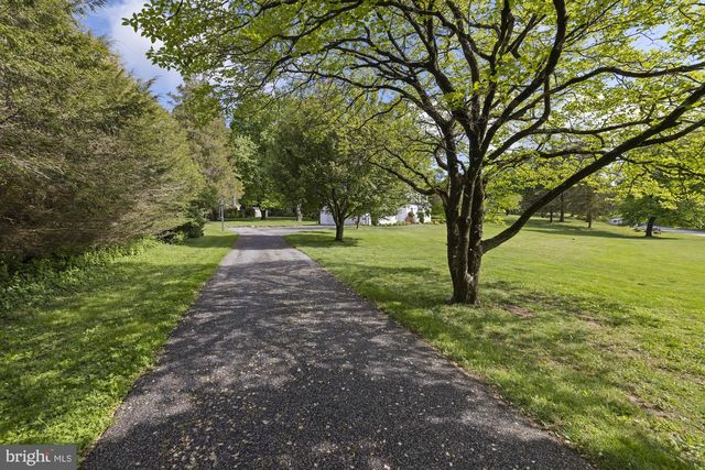 1025 GREEN HILL FARM RD, Reisterstown, MD 21136