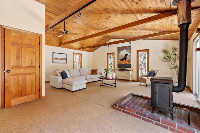 52 Bulkeley Rd, Littleton, MA 01460