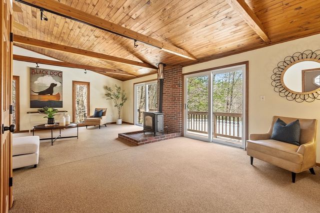 52 Bulkeley Rd, Littleton, MA 01460