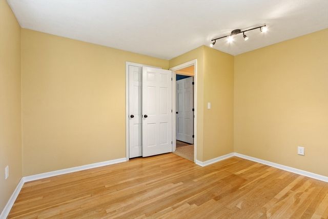 52 Bulkeley Rd, Littleton, MA 01460