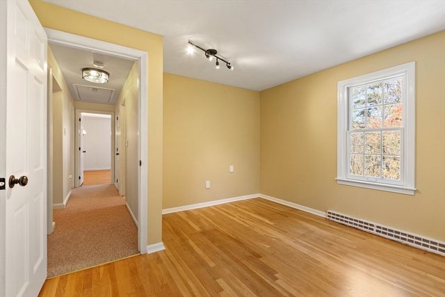 52 Bulkeley Rd, Littleton, MA 01460