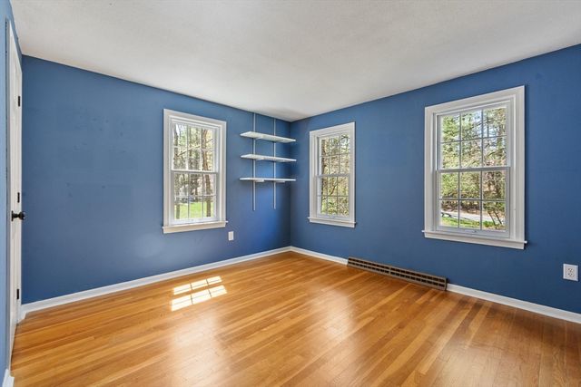 52 Bulkeley Rd, Littleton, MA 01460