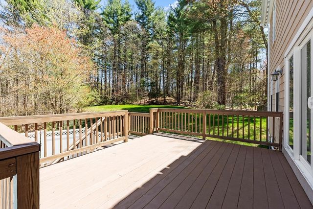 52 Bulkeley Rd, Littleton, MA 01460