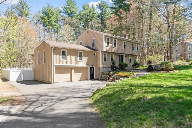 52 Bulkeley Rd, Littleton, MA 01460
