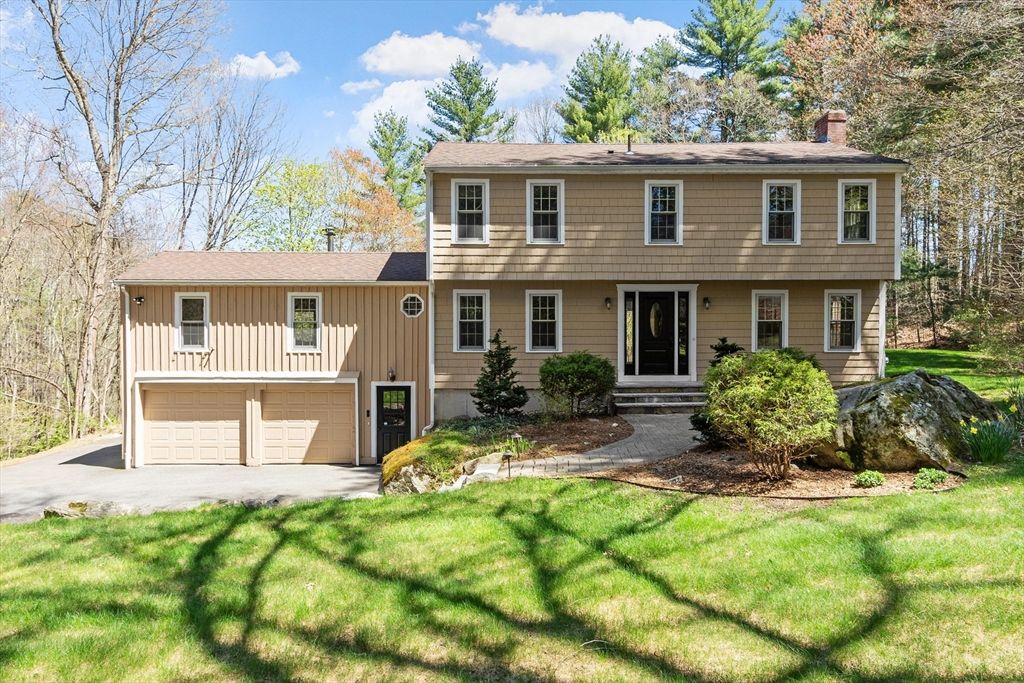 52 Bulkeley Rd, Littleton, MA 01460