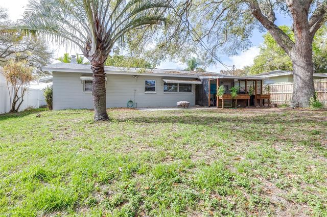 222 14TH AVENUE SW, Largo, FL 33770