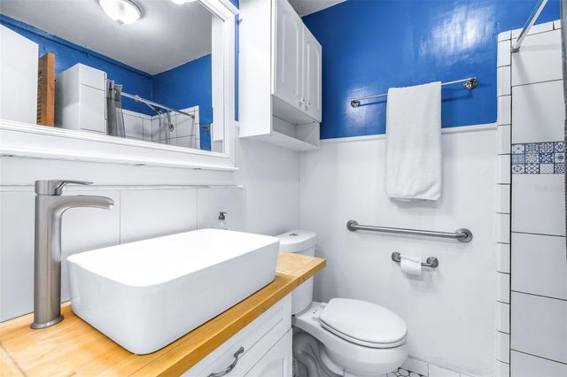 222 14TH AVENUE SW, Largo, FL 33770