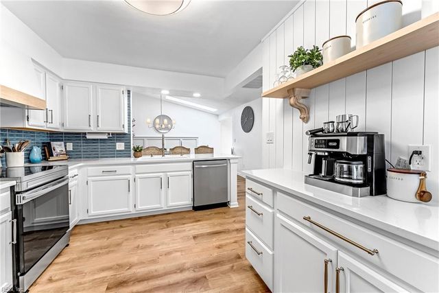 1875 Calash WAY, Virginia Beach, VA 23454