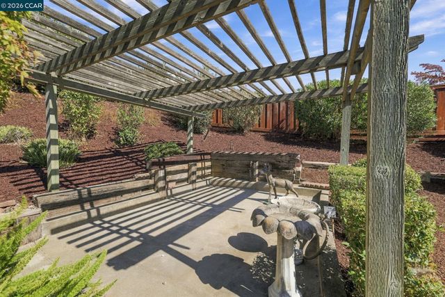 2641 Lassen Way, Pinole, CA 94564