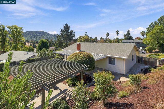 2641 Lassen Way, Pinole, CA 94564